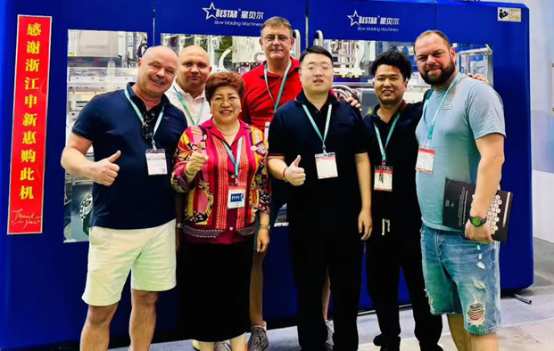 Tô Châu Xingbeier Công ty TNHH Thiết bị tạo hình rỗng